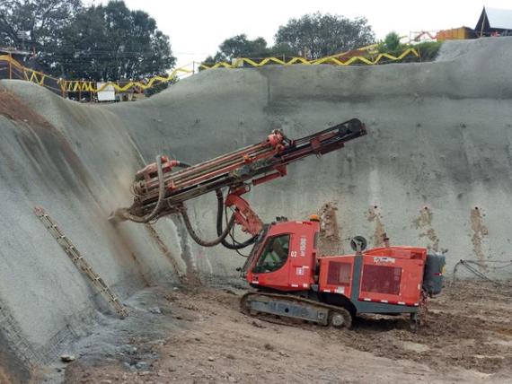 keller-soil nailing-contencion-anclajes-autopista-mexico